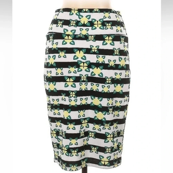 LuLaRoe | Black Stripe Yellow Floral Cassie Pencil Skirt Size M Medium - Picture 1 of 2